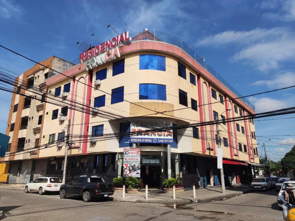 residencial tajibos
